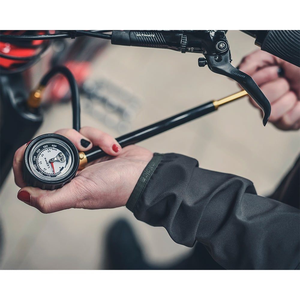 Inflador de mano Lezyne  Shock Drive para horquilla