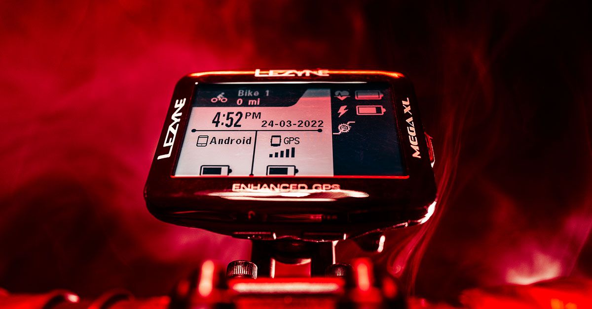 GPS Lezyne MEGA XL HRSC con sensor vel cad y cardíaco